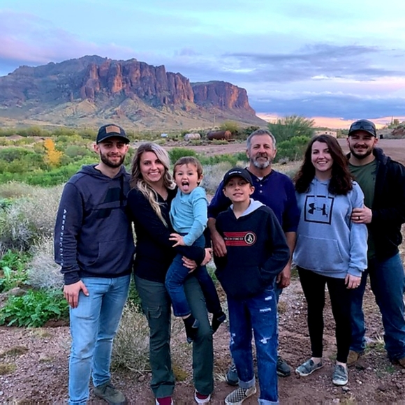 Meet your Posher, Mackenzie - Picture 5 of 8